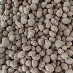 UVA PASSA DRAGEADO NO CHOCOLATE 70% CACAU 100g UVA PASSA DRAGEADO NO CHOCOLATE 70% CACAU 100g