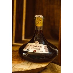 LICOR DE AMORA 15ANOS NO CARVALHO 750ml  LICOR DE AMORA 15ANOS NO CARVALHO 750ml